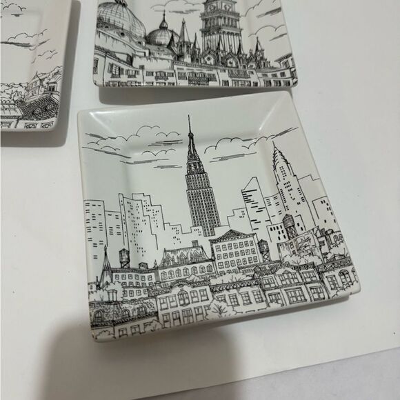 PLATES-BLACK WHITE CITY SCENE-SQUARE-1 LARGE 3 SMALL-222 FIFTH-MATCHING SET - Picture 2 of 8